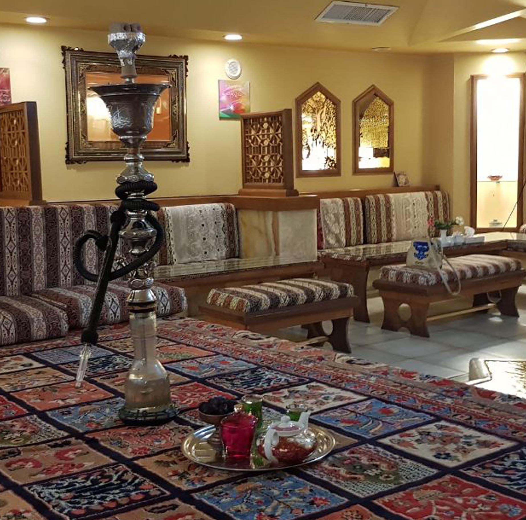 رستوران سنتی و دمنوشخانه هتل پنج ستاره هرمز بندرعباس